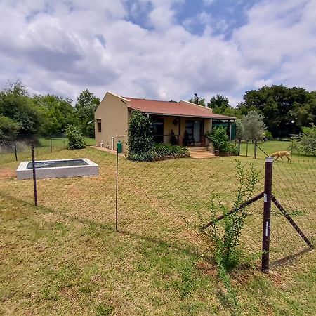 Votadini Country Cottages Magaliesburg Zimmer foto